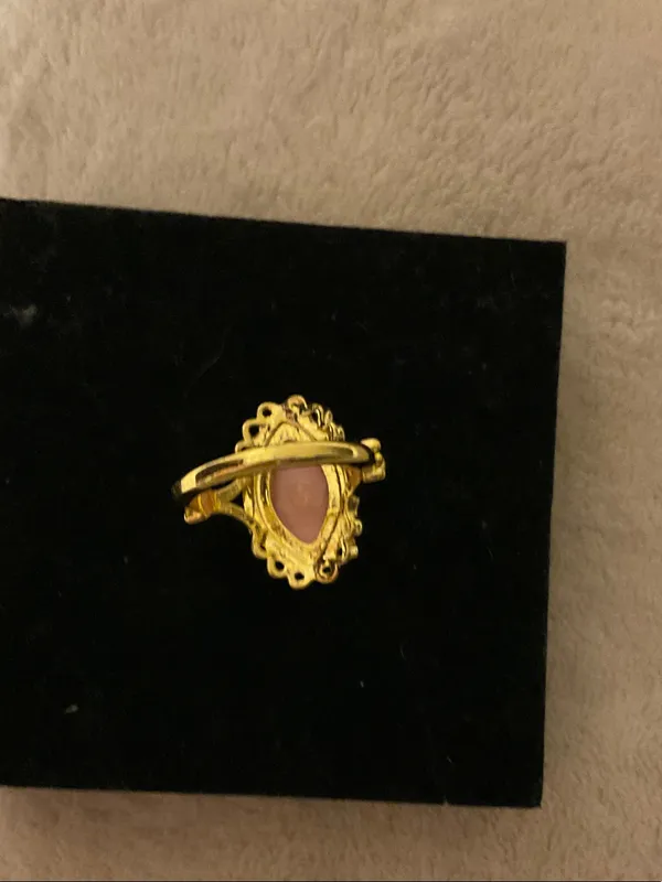 Gold-Tone Filigree Marquise Ring with Amber Center Stone - Image 4