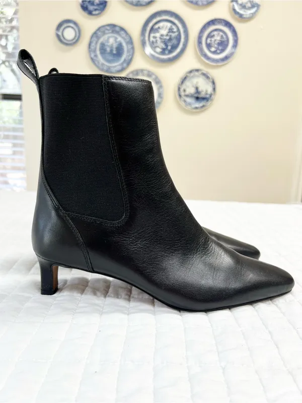 Madewell The Dimes Chelsea Boot Leather in Black Size 9 - Image 5