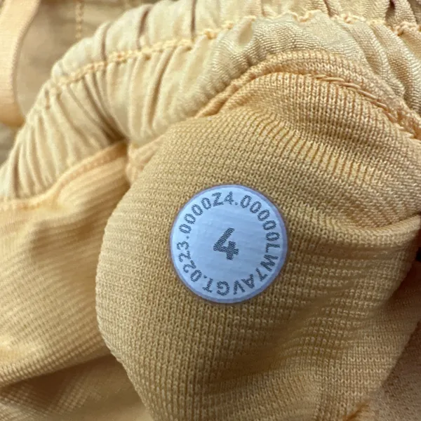 Lululemon Hotty Hot Shorts Low Rise 2.5" Mango Dream Orange Athletic Women's 4 - Image 5