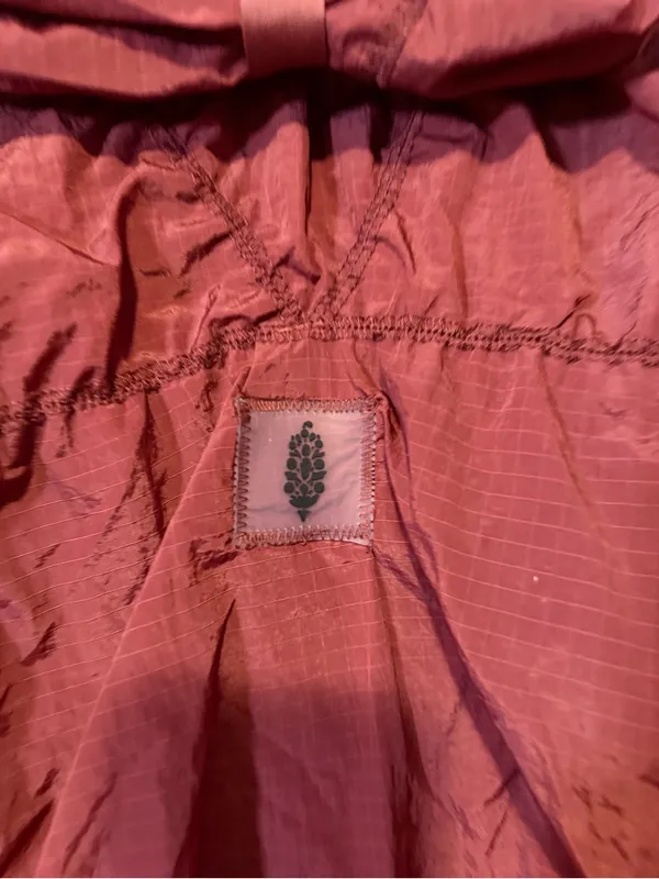 Free people movement happy camper pullover jacket burgundy medium $148 *read* - Image 5