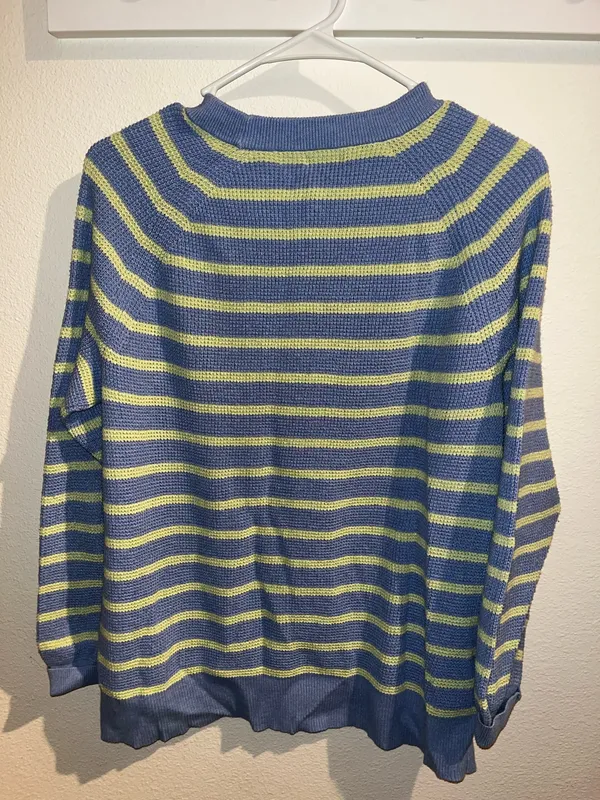 Eddie Bauer Women’s Sweater - Image 2