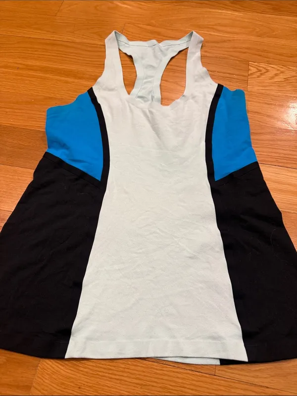 Lululemon cool racerback surf bond tank size 4 . - Image 2
