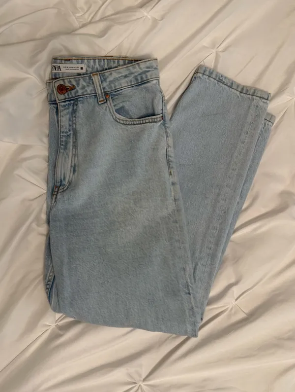 ZARA Jeans High-Rise - Image 4