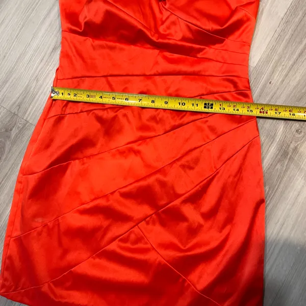 B. DARLIN Elegant Red Strapless‎ Dress - Image 6