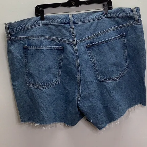 Old Navy Size 26W Plus Size High Rise Slouchy Straight Fringe Jean Shorts. New - Image 3
