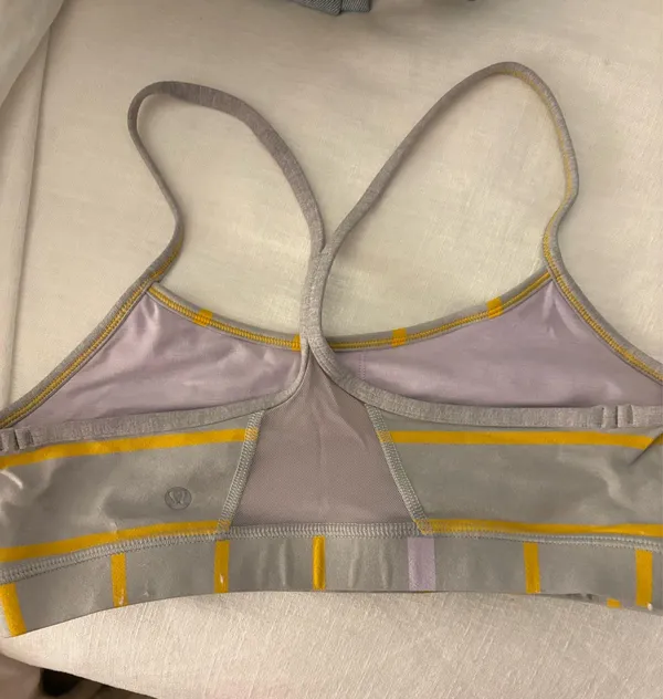 Lululemon Sports Bra Y Flow - Image 2