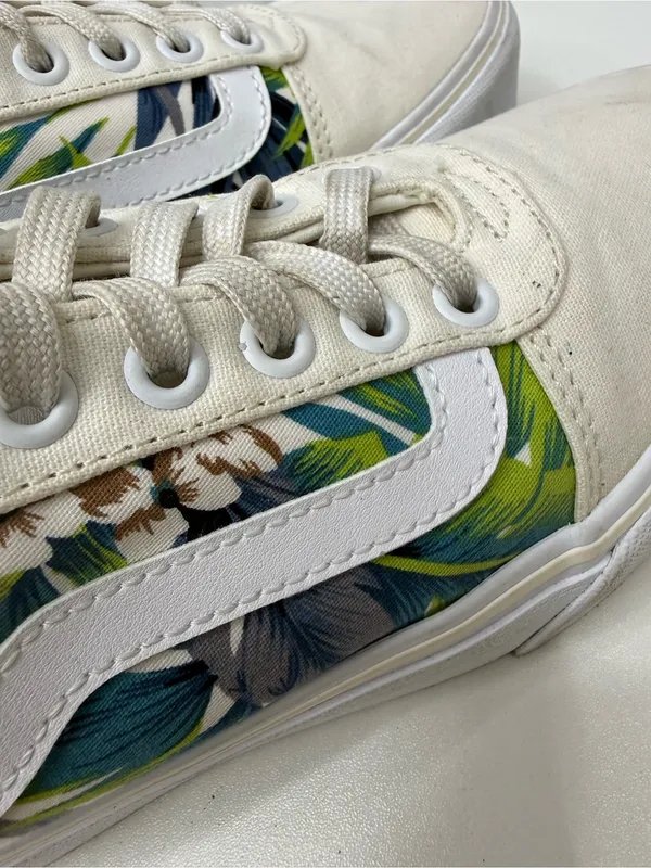 Vans Low Top Canvas Sneakers - White with Green Blue Floral size 6.5 - Image 11