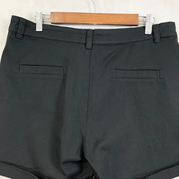 Simply‎ Styled Womens Chino Shorts Size 12 Cuffed Classic Summer Beachy Travel - Image 5