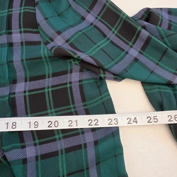 Ann Taylor Green Plaid Mock Neck Pintuck Blouse Long Sleeve Large - Image 8