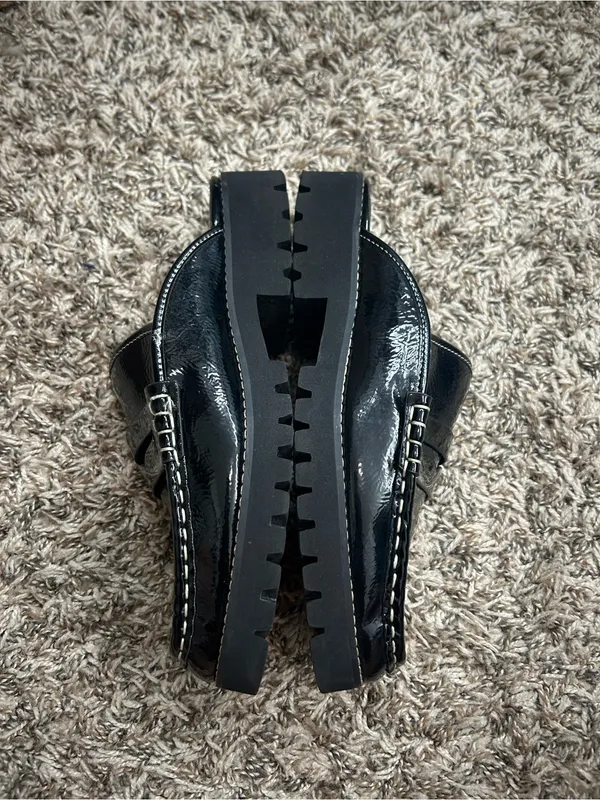 Donald Pliner Black Patent Leather Slip-On Loafers Mules Sz 8 1/2 - Image 6