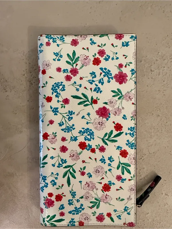 Kate Spade Floral Wallet - Image 2