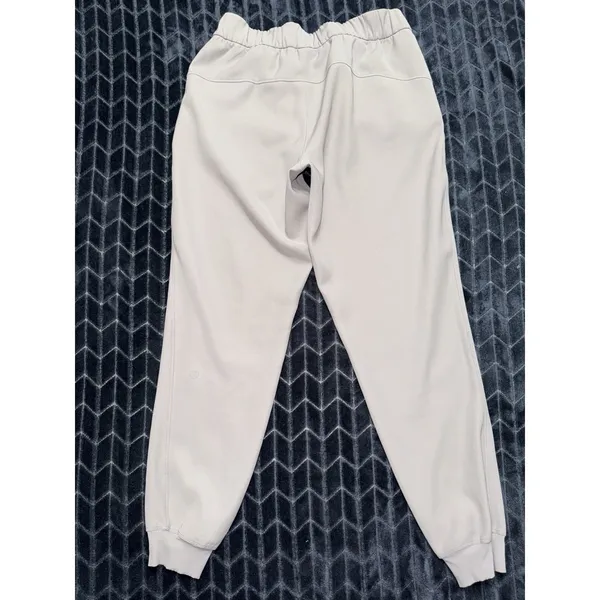 Lululemon Women's Gray On the Fly Wee Are From Luxtreme Joggers Sz 6 - Image 5
