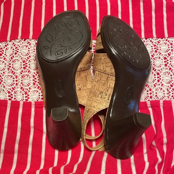 Laura Scott Sling back open toe 2 inch heels - Image 4