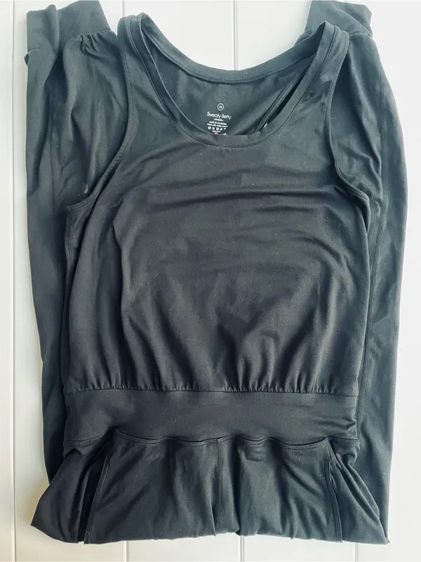 Sweaty Betty Jumpsuit Black Yoga One Piece, Size M, EUC - Image 7