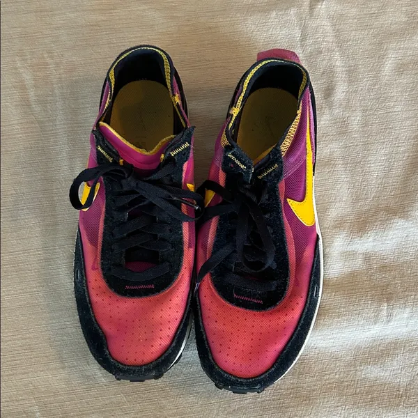 Nike Waffle One Pink Orange Womens‎ 8.5 - Image 2