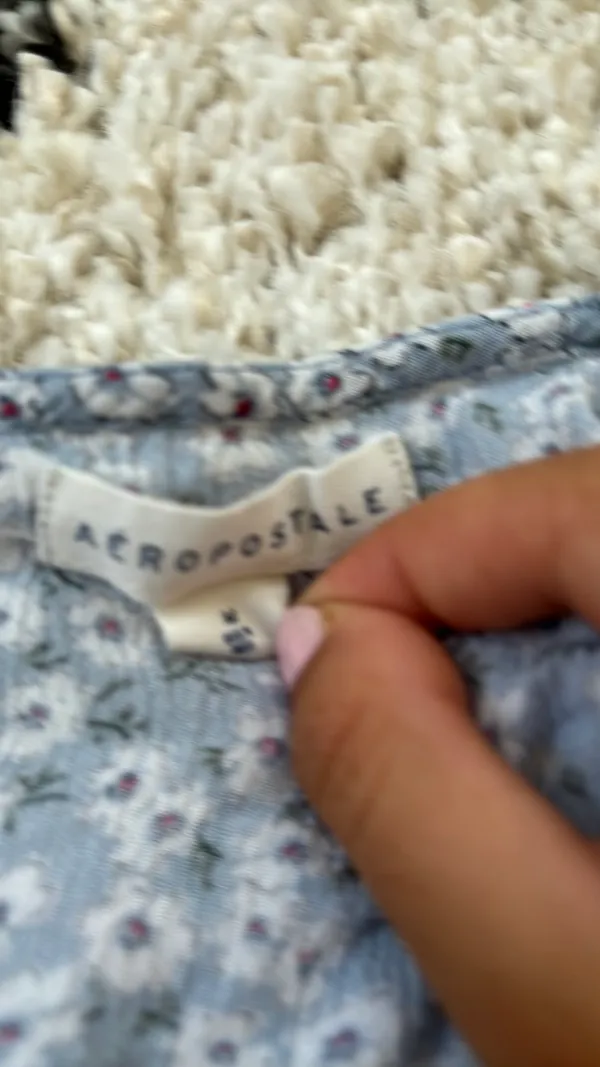 Aeropostale Flower Crop Top - Image 2