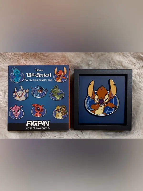 FiGPiN Disney Lilo & Stitch Series 2 FiGPiN Mystery Mini Pin - Image 2