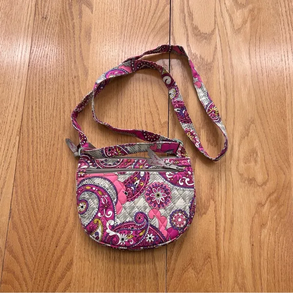 Vera Bradley Very‎ Berry Pink Gray Paisley Hipster Shoulder Crossbody Bag Purse - Image 3