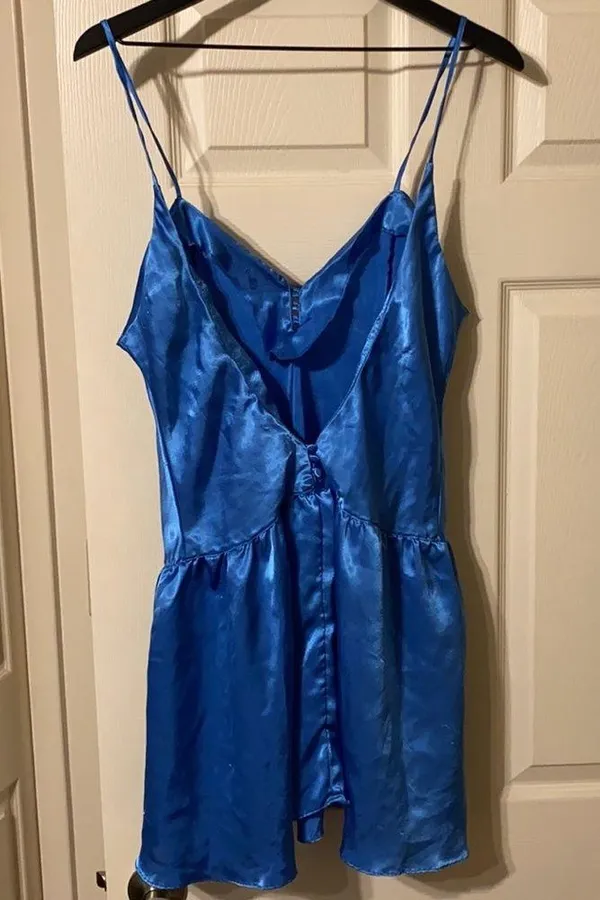 Vintage Kathryn blue silky skirted nightgown, size large - Image 7