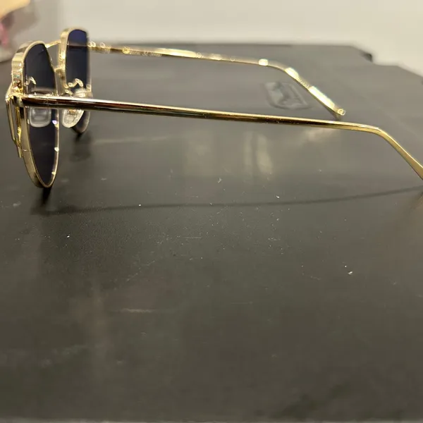 Pink and Gold Aviator Sunglasses with Metal Frames - Image 4