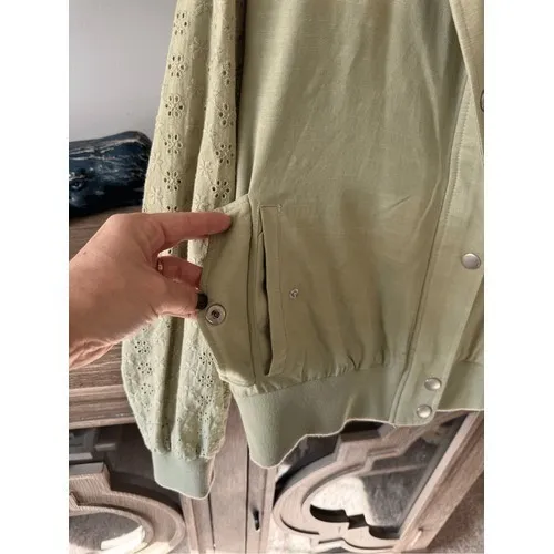 7 For All Mankind Eyelet Sleeve Bomber Jacket Womens Sage‎ Green Medium (T1) - Image 5