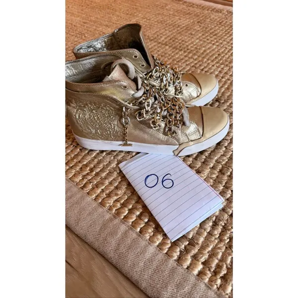 Upper Echelon “Nice” Women’s 8.5 Gold Leather Chain High Tops - Image 12