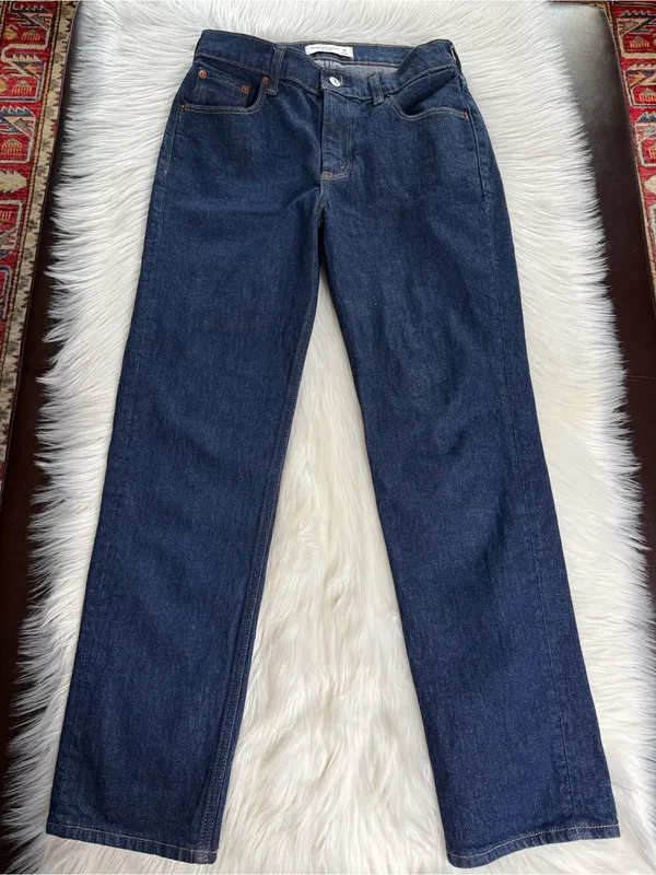 Abercrombie Dark Wash The 90’s Straight Mid Rise Jeans - Image 2