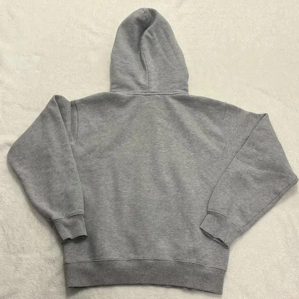 Aritzia Women's Grey Hoodie - Image 4