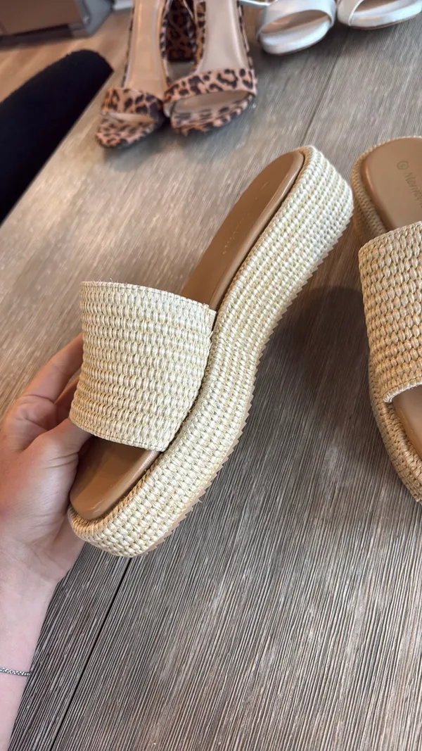 Amazon Platform Sandals - Image 3
