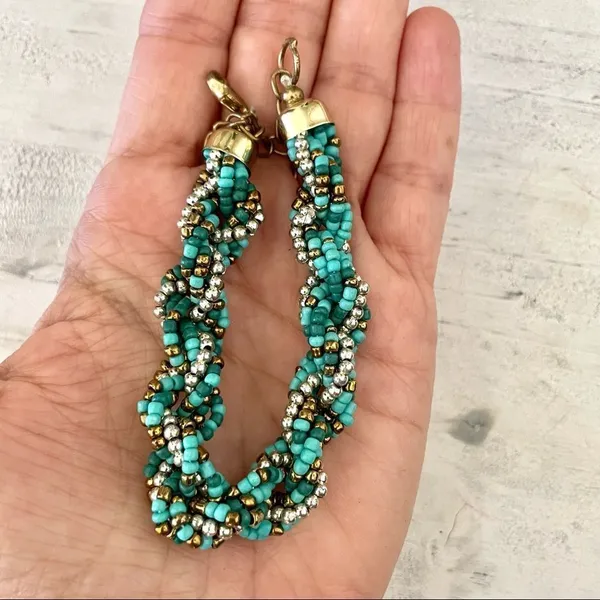 Blue silver gold tone twisted beaded bracelet - Image 4