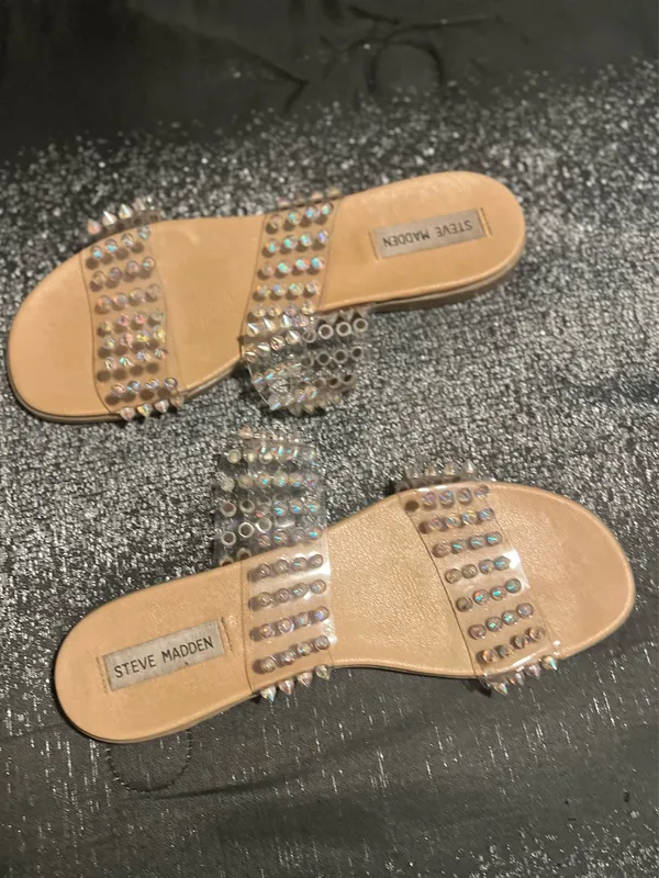 Womens sz10 Steve Madden Blizie Clear Iridescent Spike Stud Flat Slide Sandals - Image 3
