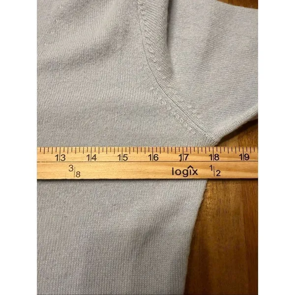 EVELYN GRACE 100% CASHMERE Light Blue V-NECK PULLOVER SWEATER SIZE Small - Image 4