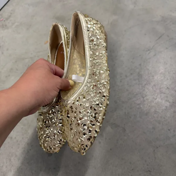 A New Day Gold Sequin Mesh Ballet Flats Womens Size 6 Memory Foam New with Tags - Image 4