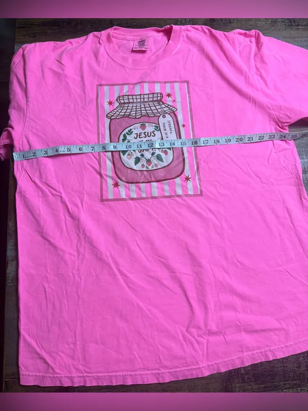 Comfort Colors Hot Pink Graphic Tee with Jesus is my Jam Jar Design - Image 5