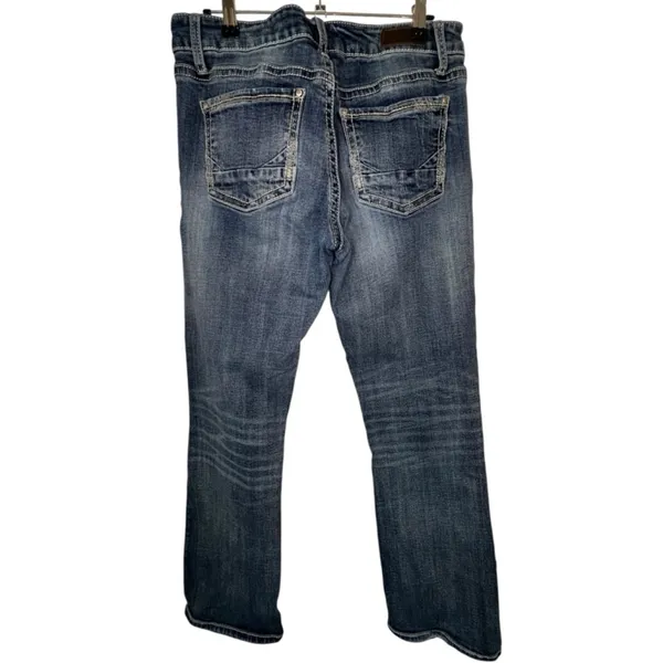 Daytrip Mid-Rise Virgo Bootcut Medium Wash Denim Jeans With Fading - Image 3