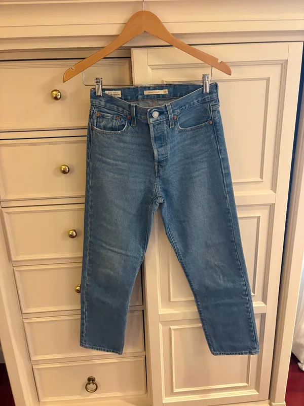 Wedgie Levi’s Straight Jeans High-Rise Button Fly - Image 3