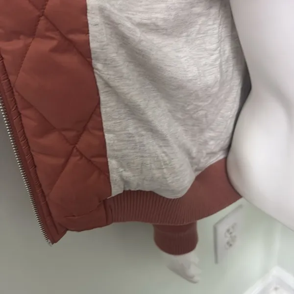 Free People Movement Orange quilted bomber jacket small - Image 4