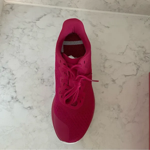 NIB Lane-Eight The Relay Trainer in Pink size US 7 $150‎ - Image 9