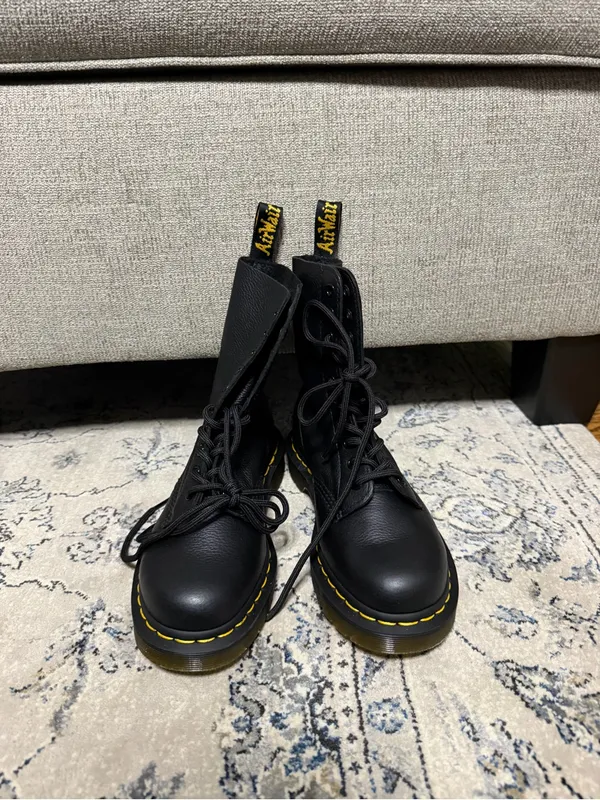 Dr Martens 1460 Pascal Virginia Leather Boots - Image 3