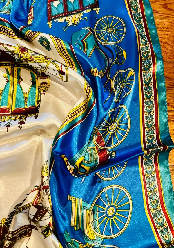 VINTAGE EQUESTRIAN horse&carriage ROYAL BLUE silky SCARF 35’/35’ inches - Image 6