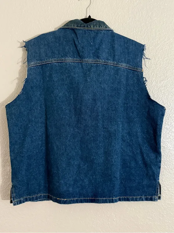 FOUND Revolve Patch Denim Vest L Vintage Blue Distressed Racing Utility Western - Image 7