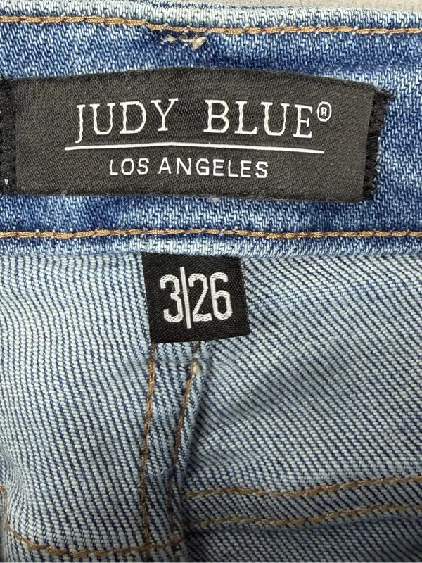 Judy Blue 90s Straight Jeans 3/26 High Rise Distressed Raw Hem Light Wash - Image 8