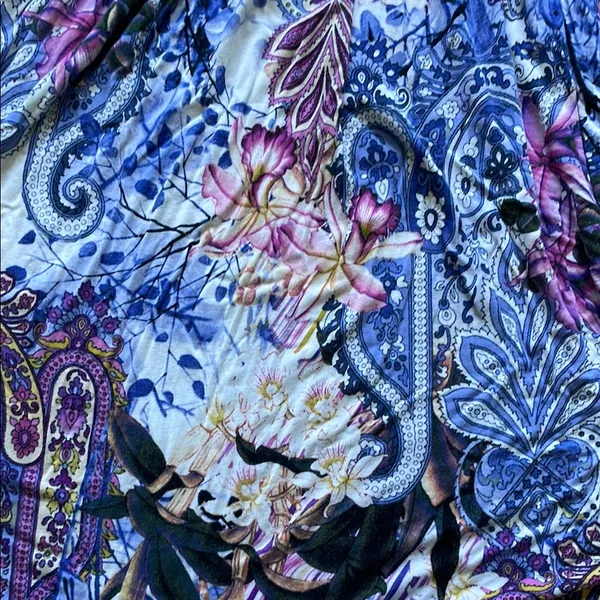 Cupio Multicolor Floral Top - Image 3