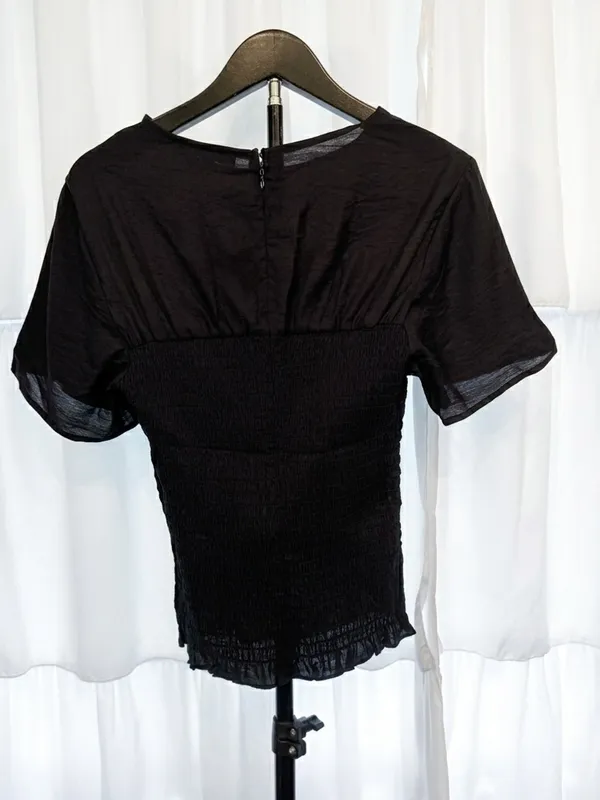 NWT Lulus Women’s Cultivated Aura Black Smocked Dolman Sleeve Top Blouse Size M - Image 9