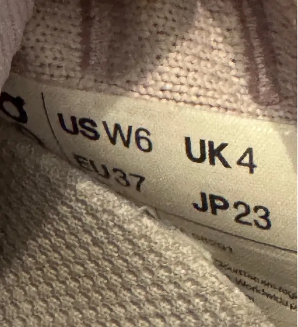 On Cloudeasy Running Lilac Mesh Athletic Sneakers - Image 12