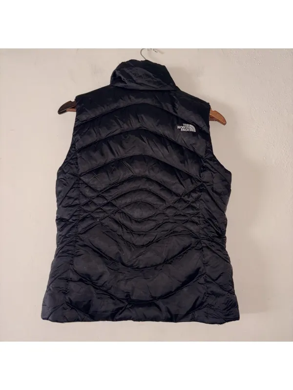 The North Face 550 Down Fill Black Chevron Puffer Vest - Women's Small - Image 4