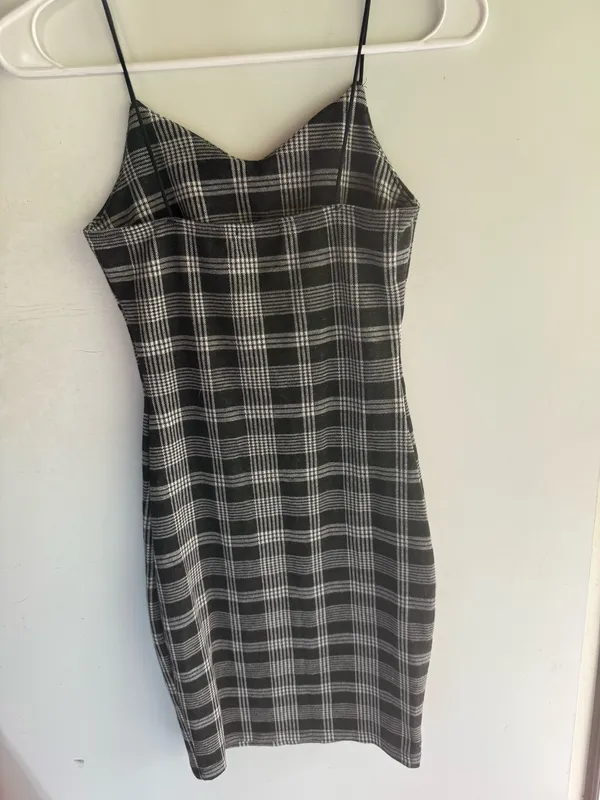 Popular 21 black-and-white plaid bodycon mini dress - Image 2