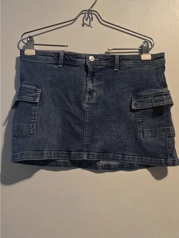 Princess Polly Blue Denim Mini Skirt with Cargo Pockets - Image 4