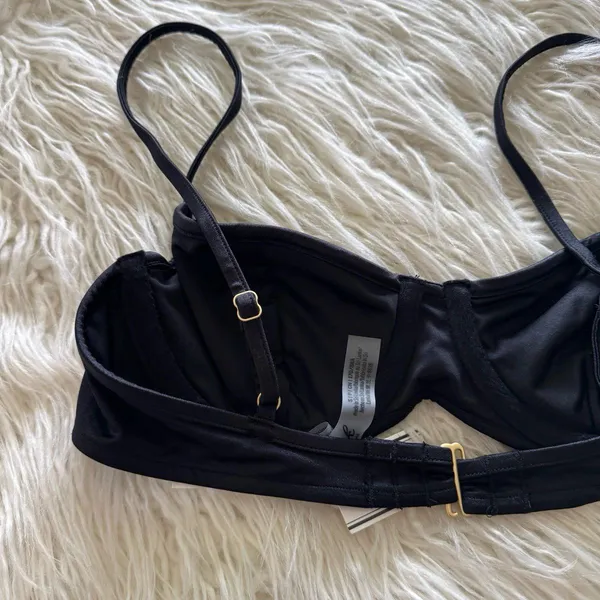 Pink by Frankie’s Bikinis Buttercup Bikini Top Black Shine Size Small - Image 7