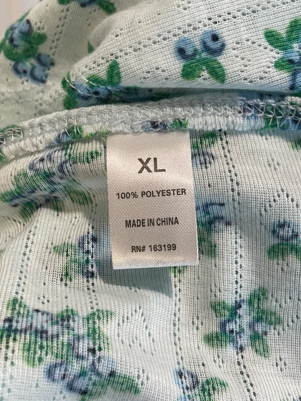 Light Blue Floral Crop Top with Spaghetti Straps Size XL - Image 3